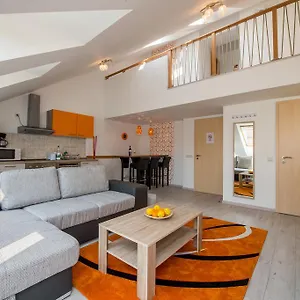 Center דירה